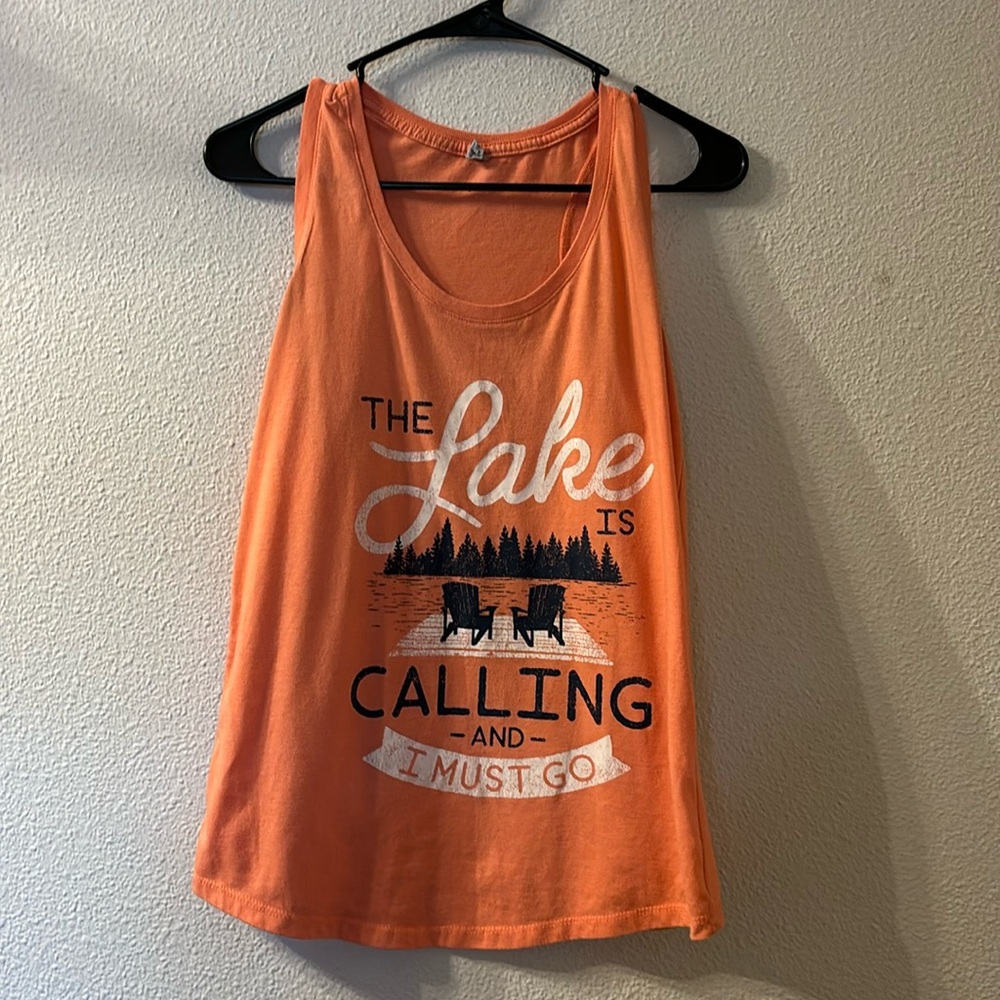 Instant Message the lake is calling tank top size medium